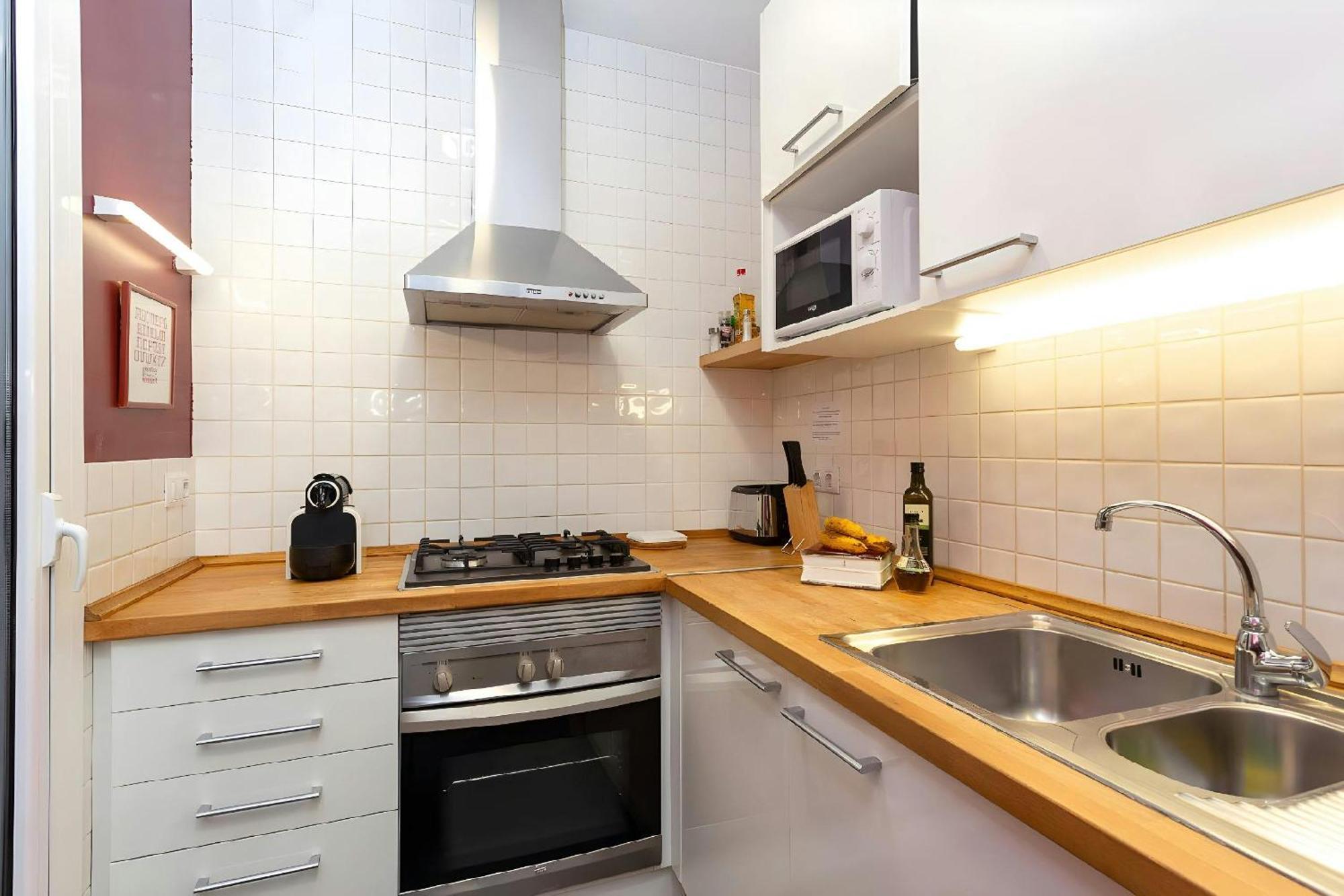 Apartamento Filmoteca Sarria 1- Wifi Quiet Bright Comfi Barcelona Exterior foto